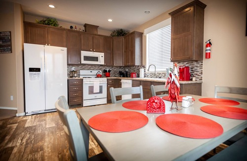Williams House | Brand New located in Historical downtown Williams!