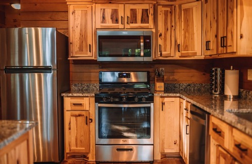 Logan Cabin | Brand New Log Cabin in Logan, OH