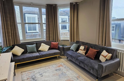 West Kensington Apartment | Brand New London flat. One minute walk from West Kensington Underground Station