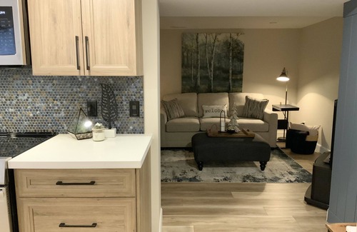 Grantham Apartment | BRAND NEW LOWER LEVEL APARTMENT-CENTRAL TO EVERYTHING