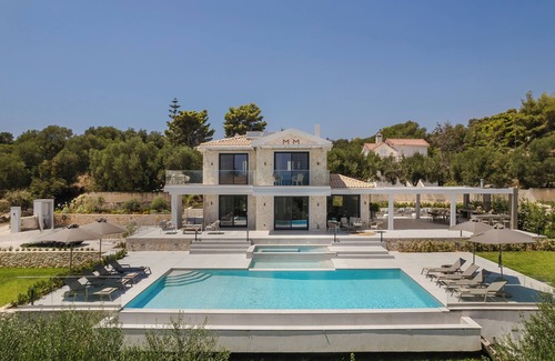 Pesada Villa | Brand new Luxury Villa - Marie's Happy Place