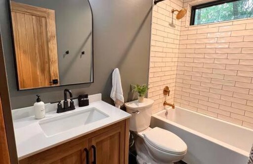 McArthur Apartment | Brand New Luxur