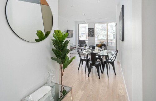 Latin Quarter Apartment | Brand new Luxurious oneBDR with private parking