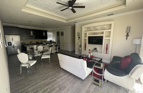 Naples House | Brand New, Luxurious, Private 3 bedroom apartment.