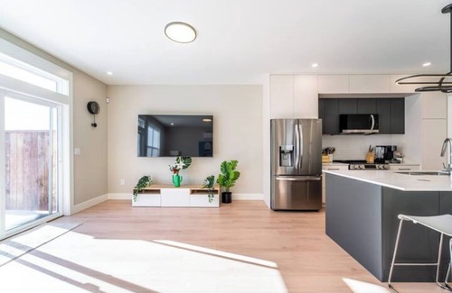 Halifax House | Brand New Luxury 3 Bedroom House in Halifax