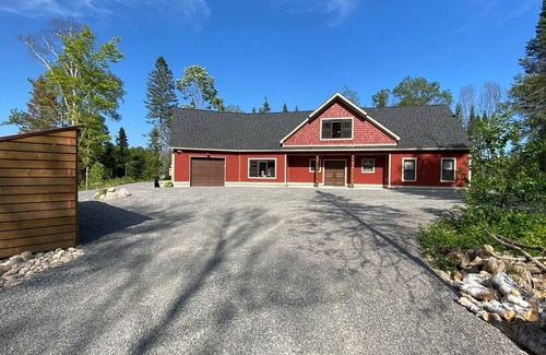 Unorganized Centre Parry Sound House | Brand New Luxury Cottage on Deer Lake near South River/Parry Sound District