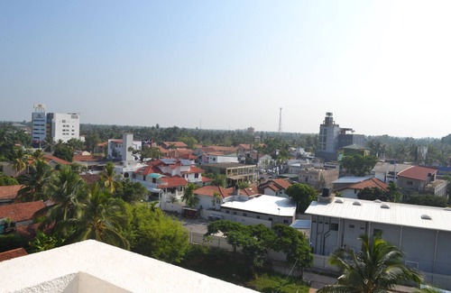 Negombo Condo | Brand New Luxury Condo In Negombo