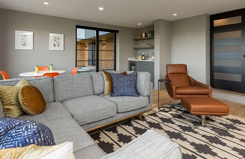 Warren House | Brand New Luxury Retreat with Hot Tub and amazing views minutes from Ski Areas