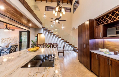 Dominical House | Brand New Luxury Villa With Outstanding Ocean Views & Wildlife on Doorstep