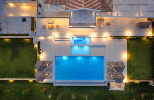 Pesada Villa | Brand new luxury Villa - Marie's Happy Place