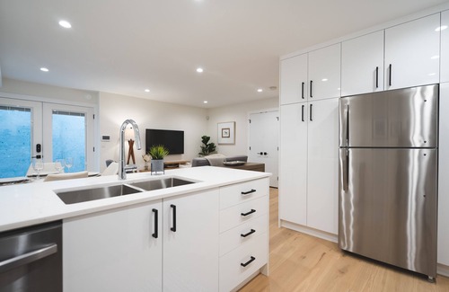 Pemberton Heights House | Brand New Modern Suite - Minutes away from Downtown Vancouver