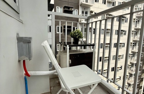 Pasig Condo | Brand New Modern 2BR Aesthetic Condo with Balcony facing Amenites