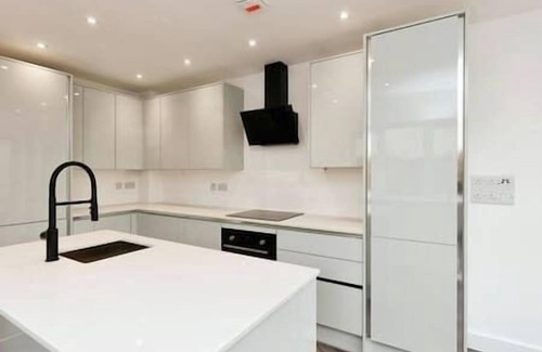 Cheltenham House | Brand new modern Cheltenham home