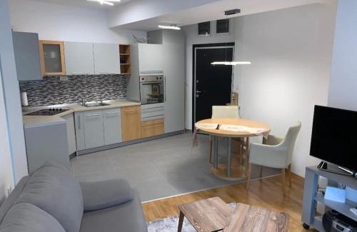 Centar Apartment | Brand New, Modern & Cozy apartment in Central area