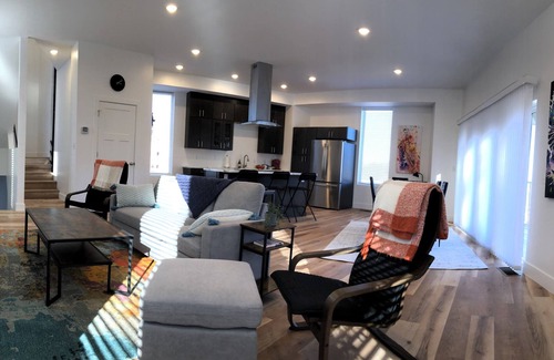 Columbia Condo | Brand New Modern Downtown Condo!