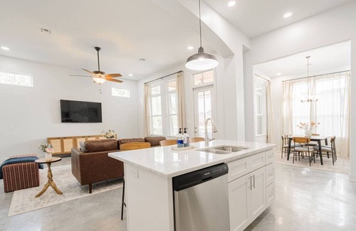 Lafayette House | Brand New, Modern home In The Heart Of Lafayette