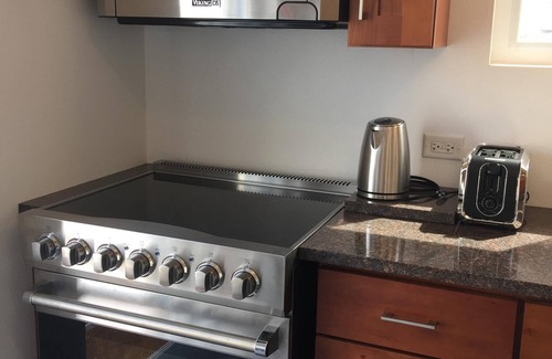Southampton Apartment | Brand New, modern, light, delightful small apartment packed with luxuries