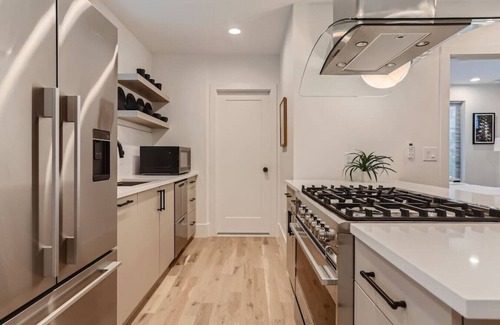 Jefferson Park House | Brand New! Modern LoHi Jeff Park Carriage House