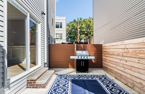 Point Breeze House | BRAND NEW Modern Philly Dream Home - Near Hospitals, Shopping, Transit -Room #3