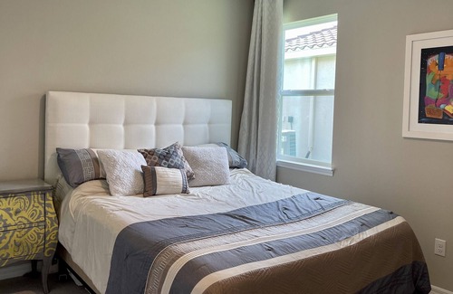 Venice House | Brand new modern peaceful house with water view and ocean beach access