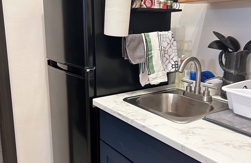Mobridge Cottage | Brand new, modern, private, and cozy 430 sq. ft space across from city park!