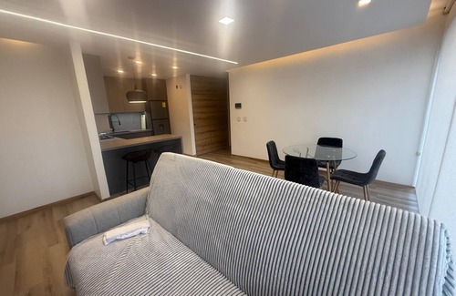 Huayna-Capac Apartment | Brand new modern suite in the heart of Cuenca