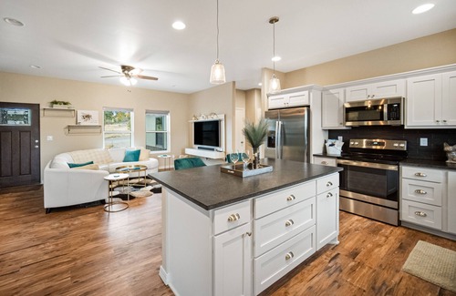 Pagosa Highlands House | Brand-new, modern home with great kitchen - near town, golf & hot springs