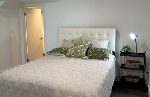 West Oak Trails Apartment | Brand New Oakville Apartment Unit