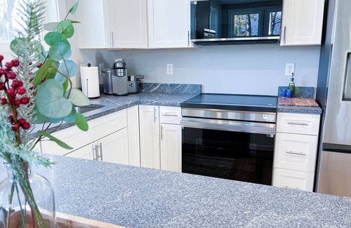 Bar Mills House | Brand new on Saco River in Buxton
