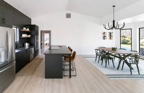 Palisade House | Brand New Palisade Listing - The Mesa ViewHouse!