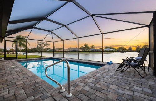 Fort Myers House | BRAND NEW Paradise with never ending Sunsets - Villa Chillax N Sunsets - Roelens Vacations