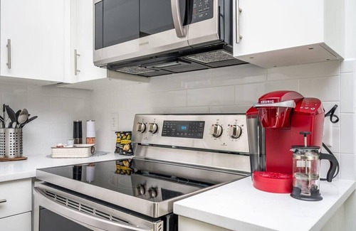 Old Fourth Ward Condo | Brand New Parkview with Balcony in Old Fourth Ward