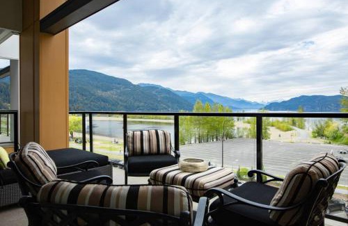 Harrison Hot Springs House | Brand New Penthouse with Lake and Mtn Views
