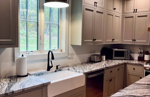 Pownal House | Brand-new, PRIVATE 3-bed mountain retreat w/hiking trails, HOT TUB, fire pit!