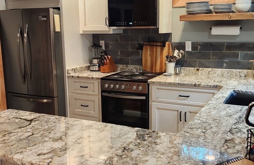 Mentone House | Brand New, Private, Container Home in Mentone, AL