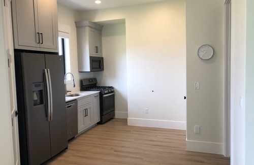 Washington Fields House | Brand New! | Quiet & Secluded | Close to Southern Utah adventures and beauty