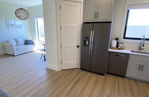 Washington Fields House | Brand New! | Quiet & Secluded | Close to Southern Utah adventures and beauty
