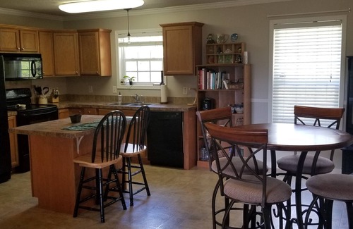 Alexander House | Brand new refresh! Comfy & fabulous views! Near Asheville and Weaverville.