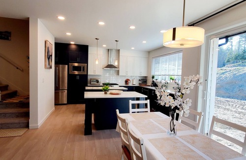 Colwood House | Brand New Seaside Home in Royal Bay