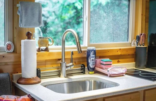 Afton Cottage | Brand new serene luxury cottage just off the Brew Ridge Trail