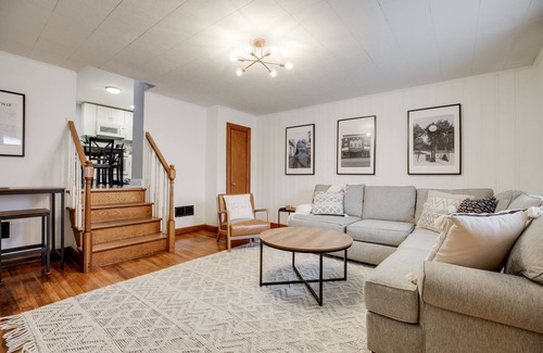 Phoenixville House | Brand New Single! PhoenixVilla - 8min Walk to Downtown Phoenixville! Sleeps 8!