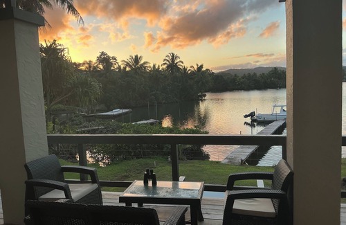 Pacific Harbour Villa | Brand new Spacious 6-bedroom waterfront villa in awesome Pacific Harbour