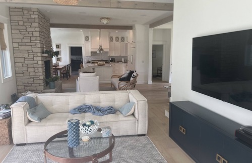 Harbor Springs House | Brand new spacious 6-bedroom house in downtown Harbor Springs Michigan!