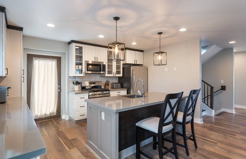 Skyland House | Brand New Spacious 4 bed, 4 bath, game room, deck, patio, 2 porches