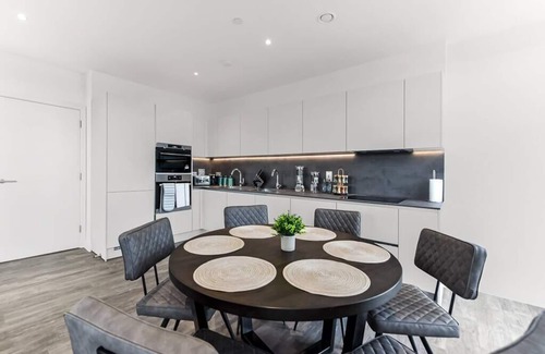 Springfield Condo | Brand New Splendour- Perfect Location-Great Views!