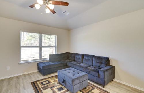 Spring House | Brand New Spring Home Less Than 1 Mi to Old Town!