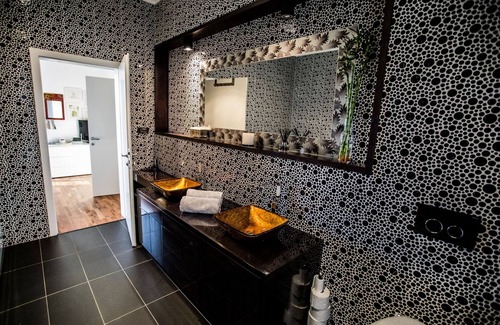 Trn Villa | Brand new Stanic Estate - Split Region (OWNER)
