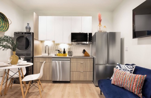Langley Apartment | Brand New Studio Suite near Langley Events Centre