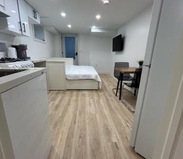 Stinson Apartment | Brand New Studio Apartment