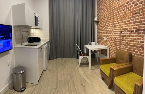 Palos de la Frontera Apartment | Brand NEW Studio Centro, Atocha - Museums